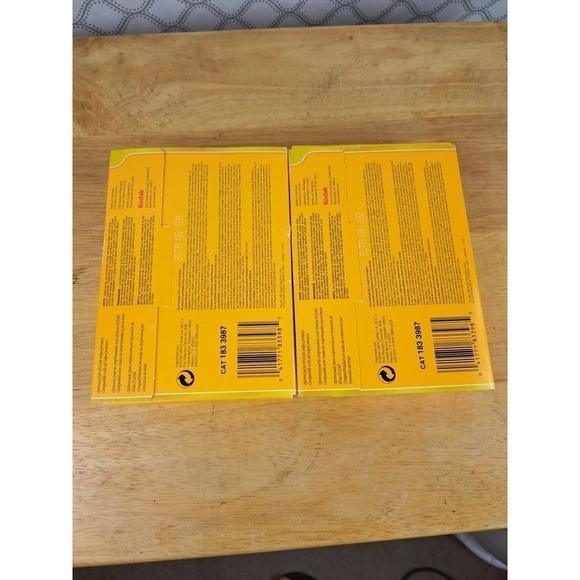 Kodax Ultra premium photo paper high gloss 4x6 in 100 pages per box. 2 boxes - Picture 3 of 4